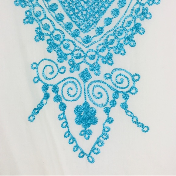 Turquoise & White Tunic - Picture 2 of 2
